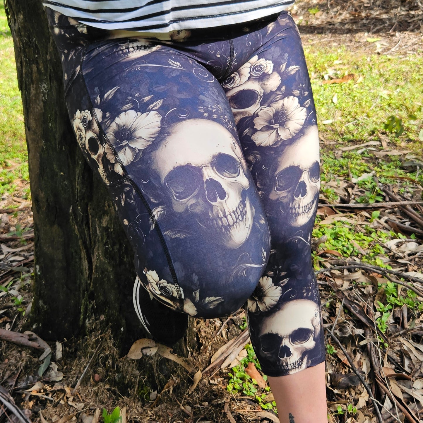 Sepia Skulls Capri