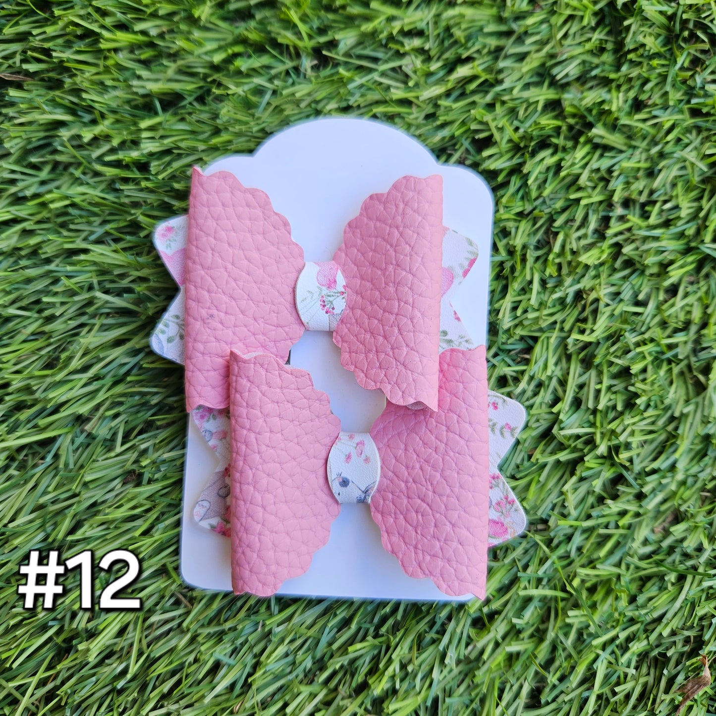 Easter Piggie Bow Hair Clips