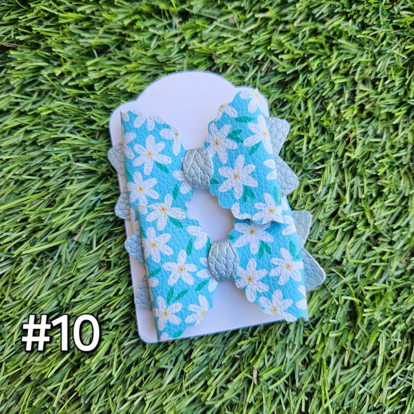 Piggie Bow Hair Clips