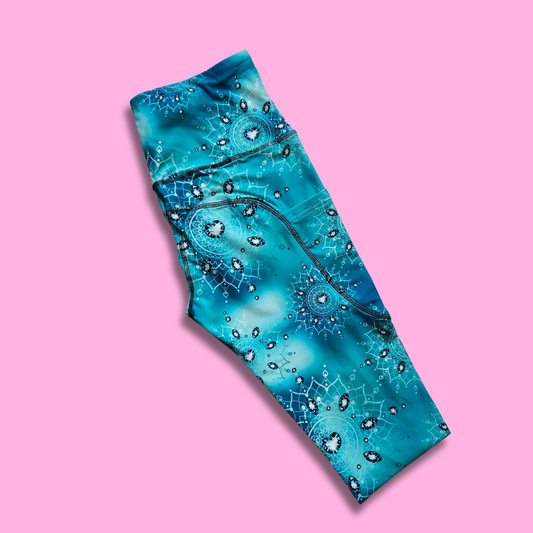 Diamond Mandala Capri Leggings