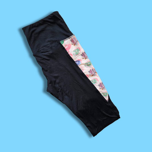 Black Leggings w/ Patterned Pockets - Pink Cactus