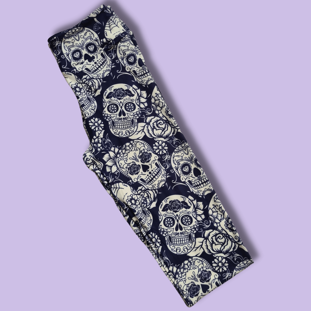 Grey Sugar Skulls Capri Yoga Band