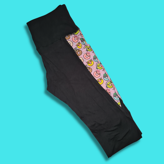 Black w/ Funky Donuts Pockets Capri Leggings